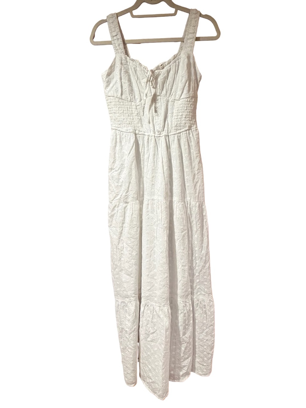 White Eyelet Smocked Maxi Dress M NWT - Picture 4 of 12